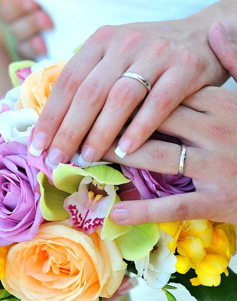 PJ Wedding rings with flowers